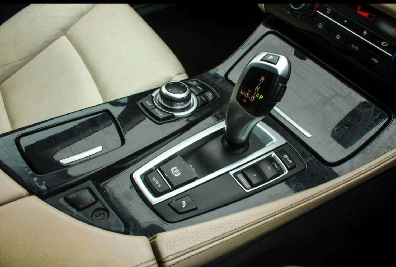 Used BMW 5 Series 2012 for sale - 77329193: Photo 16