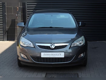 Used Vauxhall Astra 2012 for sale - 75338123: Photo