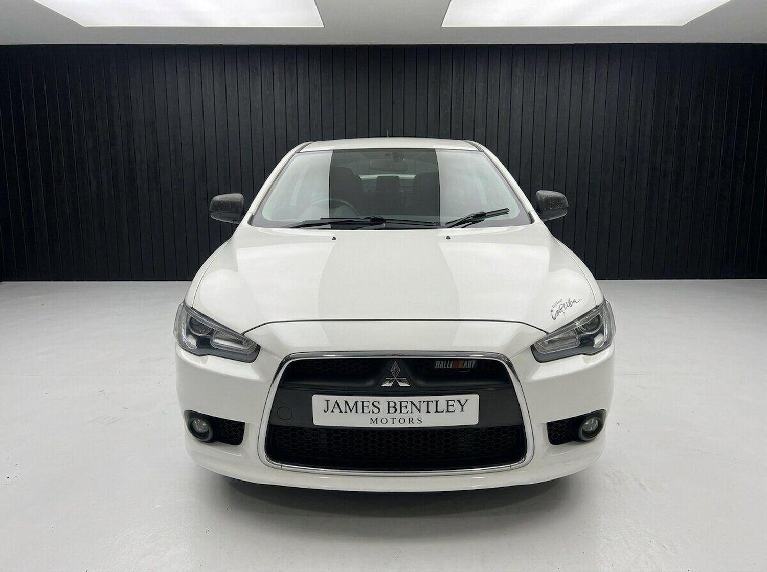 Used Mitsubishi Lancer 2011 for sale - 77715090: Photo 2