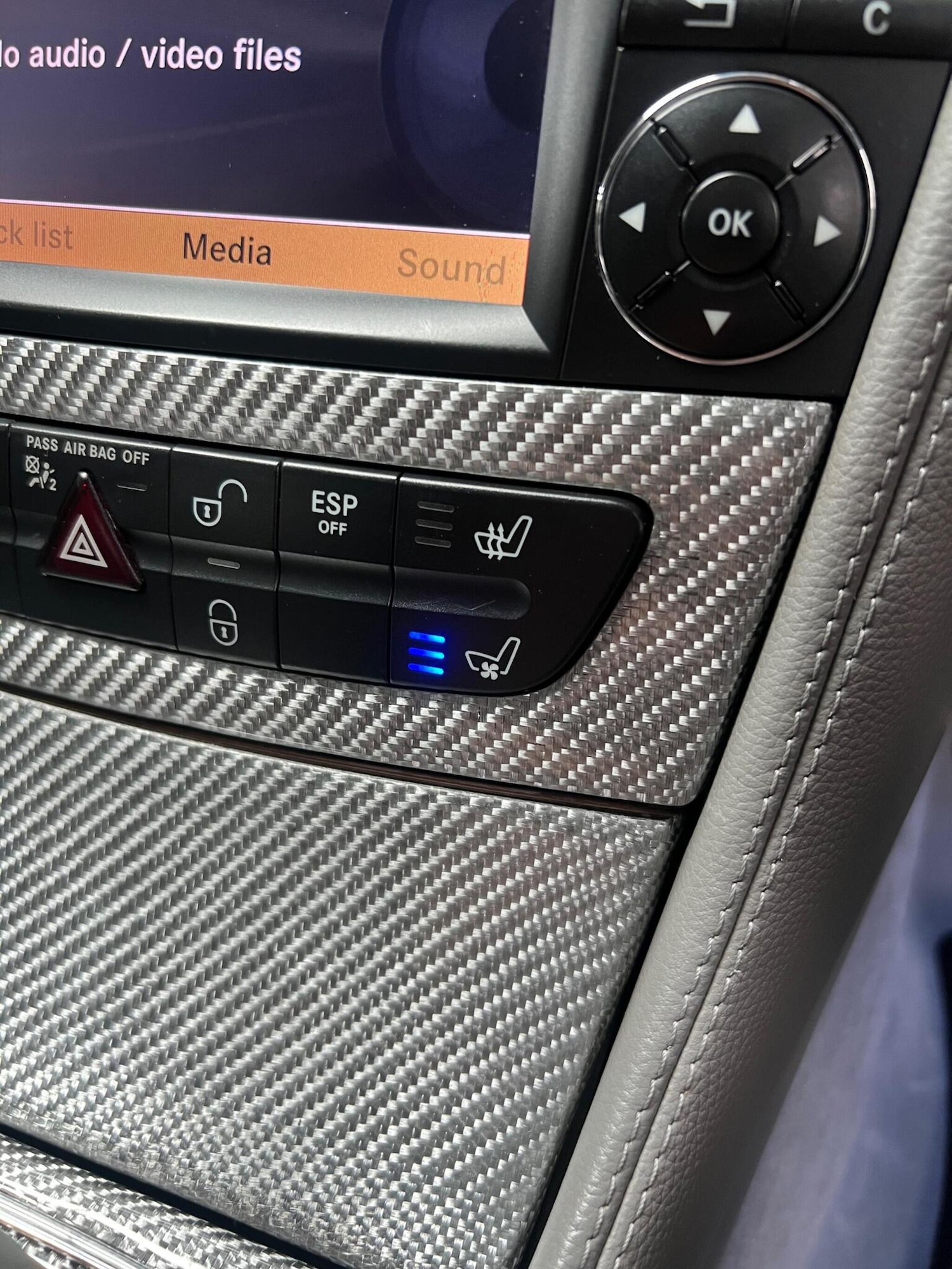 Used Mercedes-Benz CLS 2010 for sale - 77891646: Photo 20