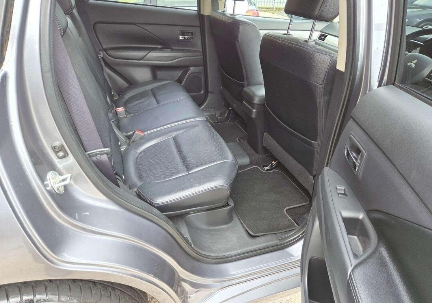 Used Mitsubishi Outlander 2014 for sale - 78155312: Photo 20