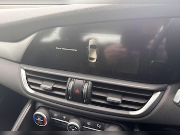 Used Alfa Romeo Giulia 2017 for sale - 78445723: Photo