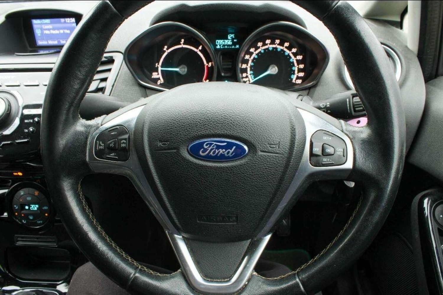 Used Ford Fiesta 2016 for sale - 76807269: Photo 10