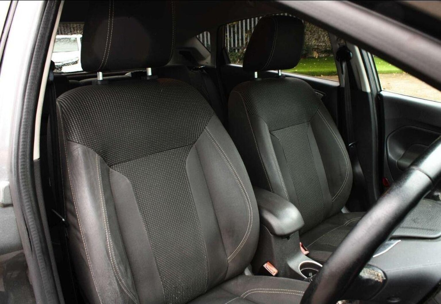 Used Ford Fiesta 2016 for sale - 76807269: Photo 12