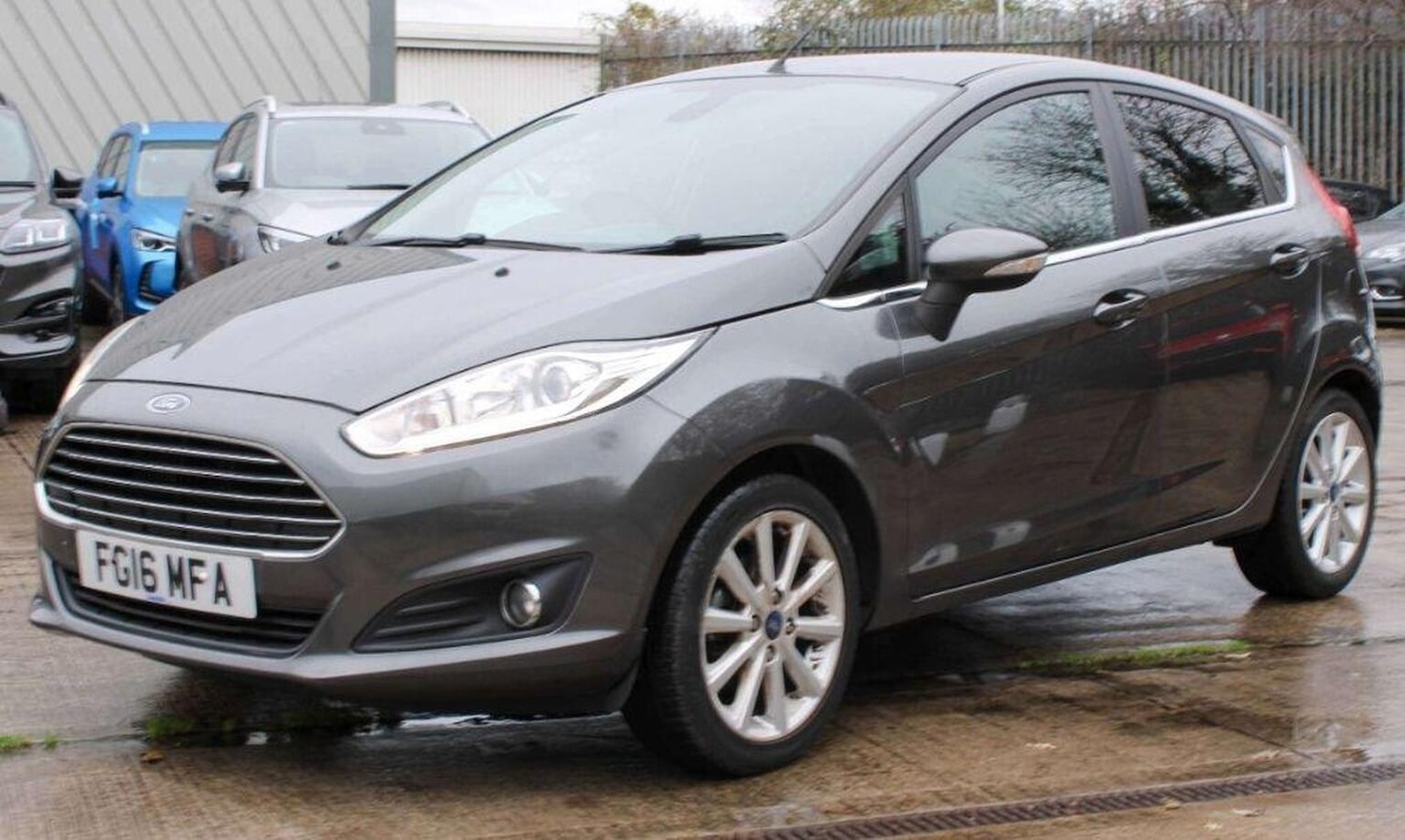 Used Ford Fiesta 2016 for sale - 76807269: Photo 3