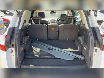 Used Ford Grand C-Max 2016 for sale - 78316976: Photo