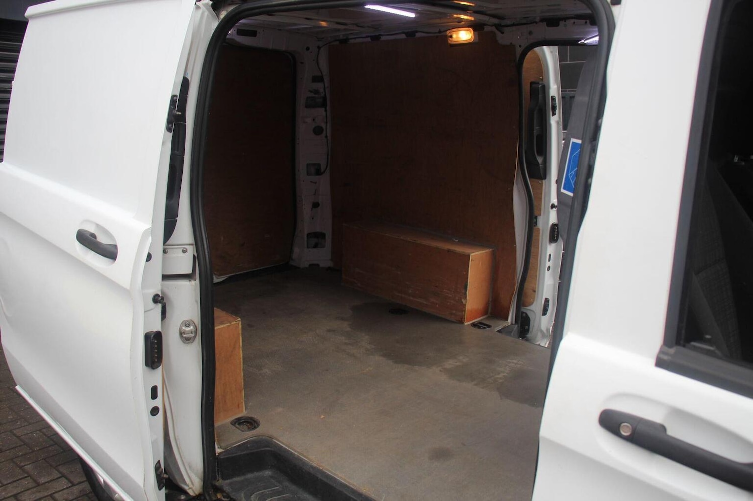 Used Mercedes-Benz Vito 2015 for sale - 76497383: Photo 32