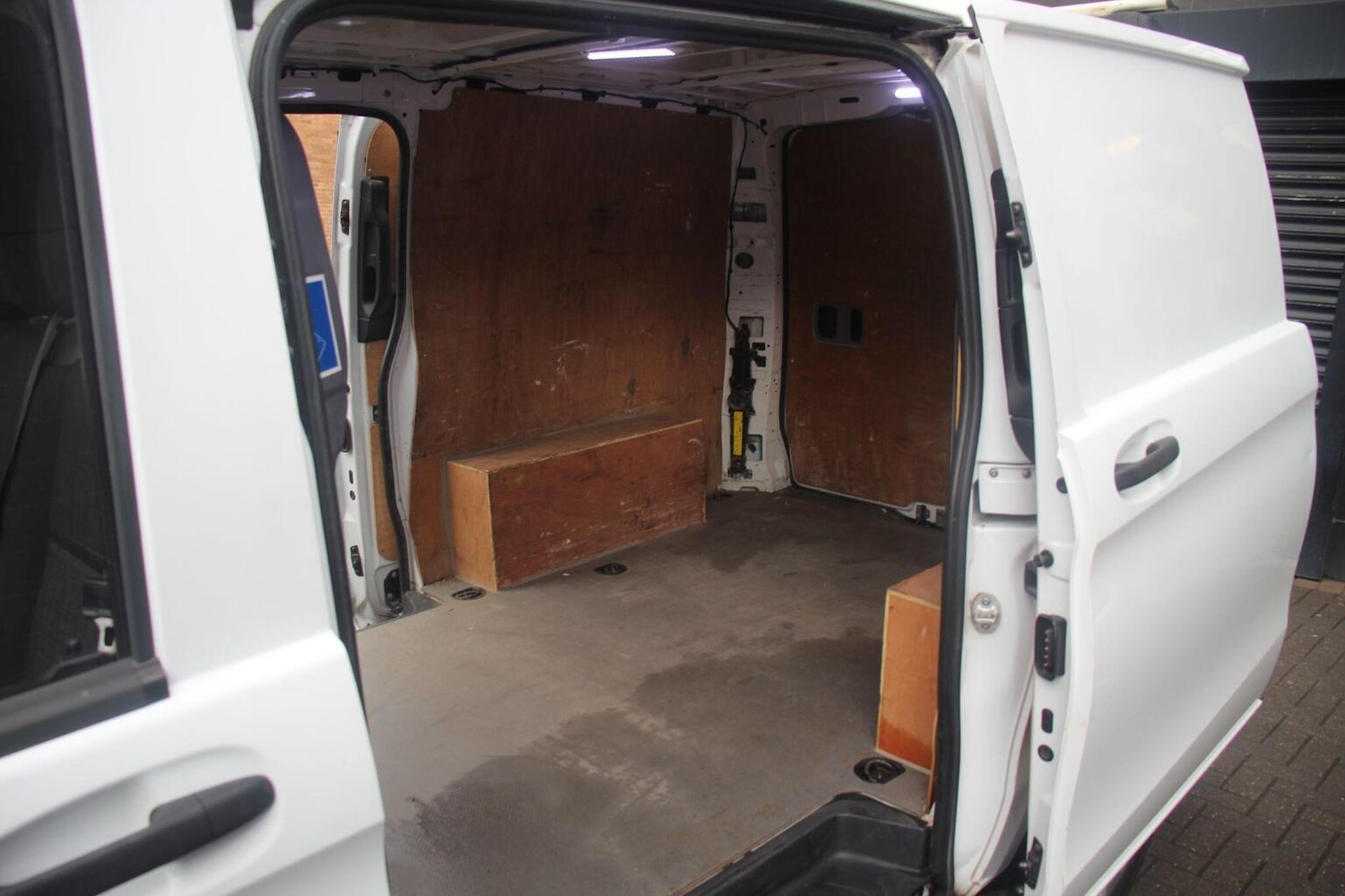 Used Mercedes-Benz Vito 2015 for sale - 76497383: Photo 33