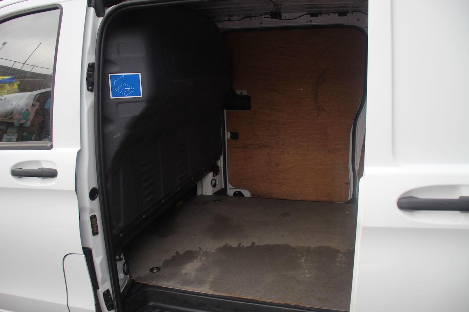 Used Mercedes-Benz Vito 2015 for sale - 76497383: Photo 35