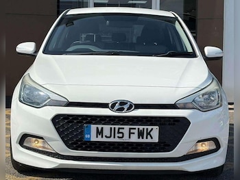 Used Hyundai i20 2015 for sale - 79315040: Photo