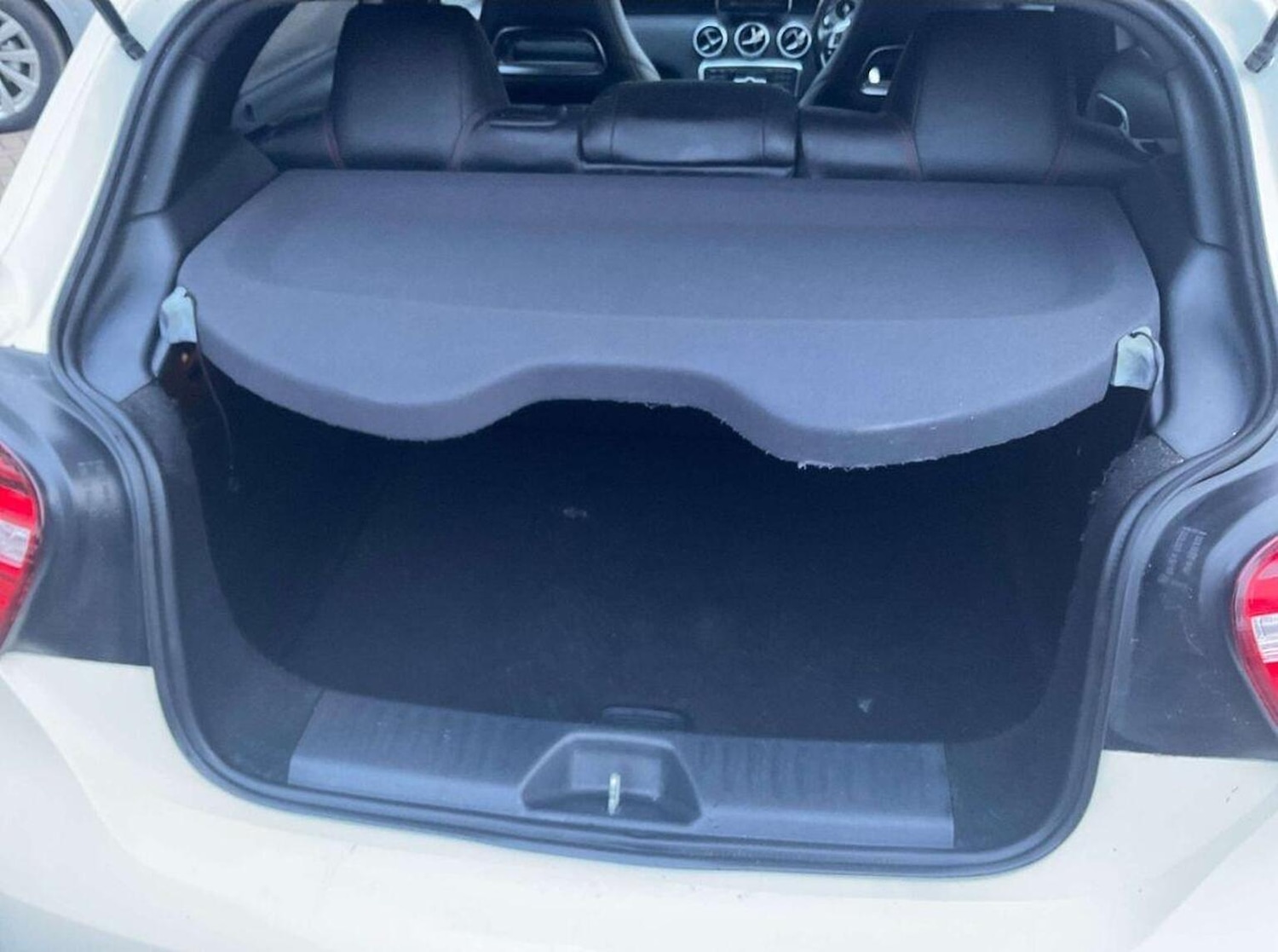 Used Mercedes-Benz A-Class 2015 for sale - 77385237: Photo 15