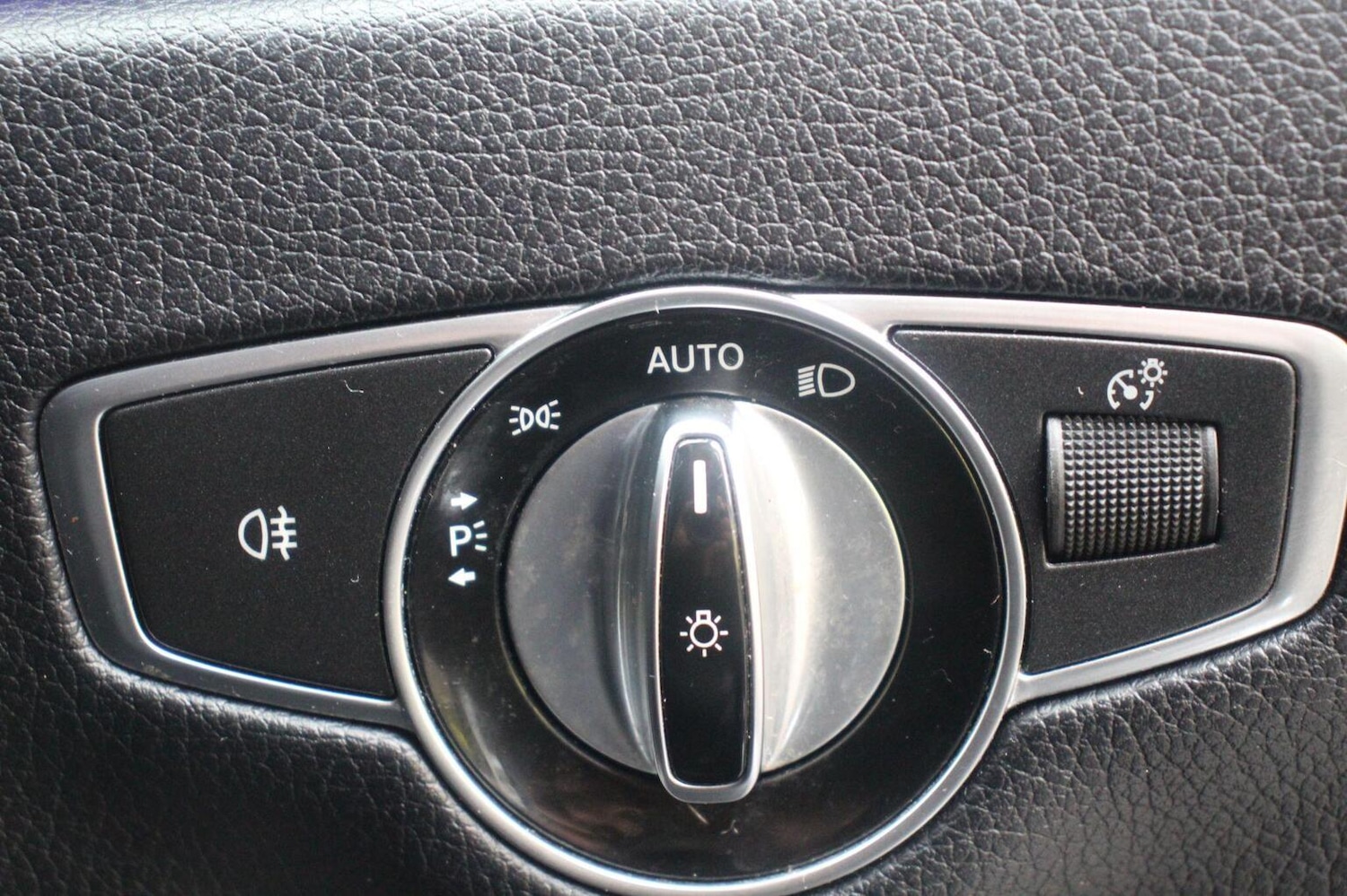 Used Mercedes-Benz E Class 2017 for sale - 77465016: Photo 21