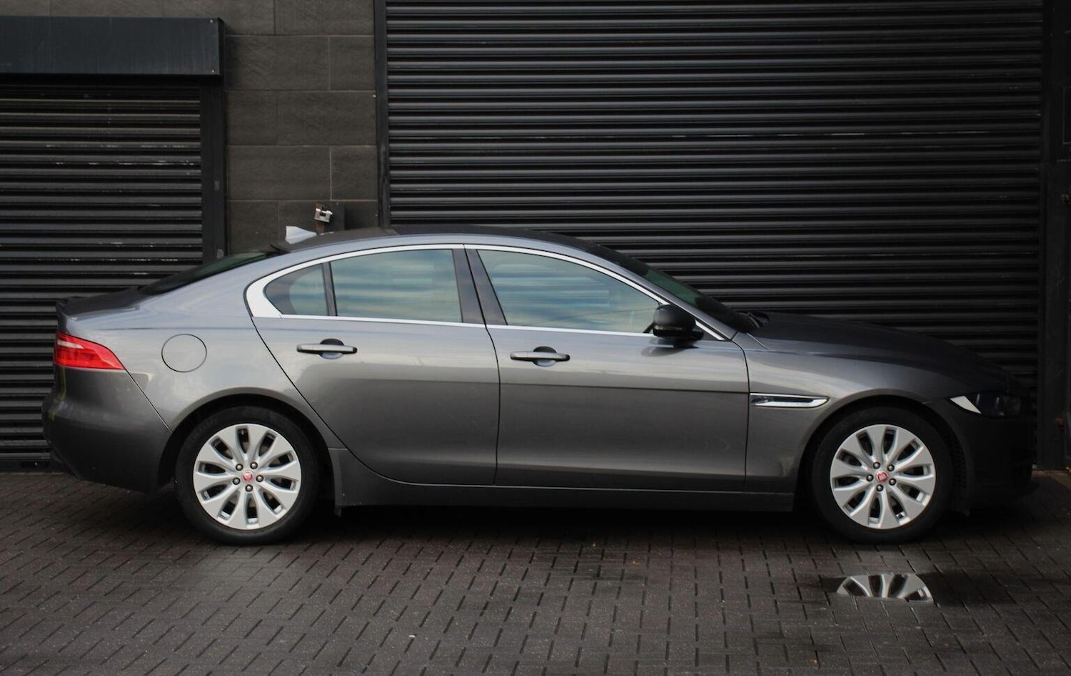 Used Jaguar XE 2016 for sale - 76120280: Photo 10