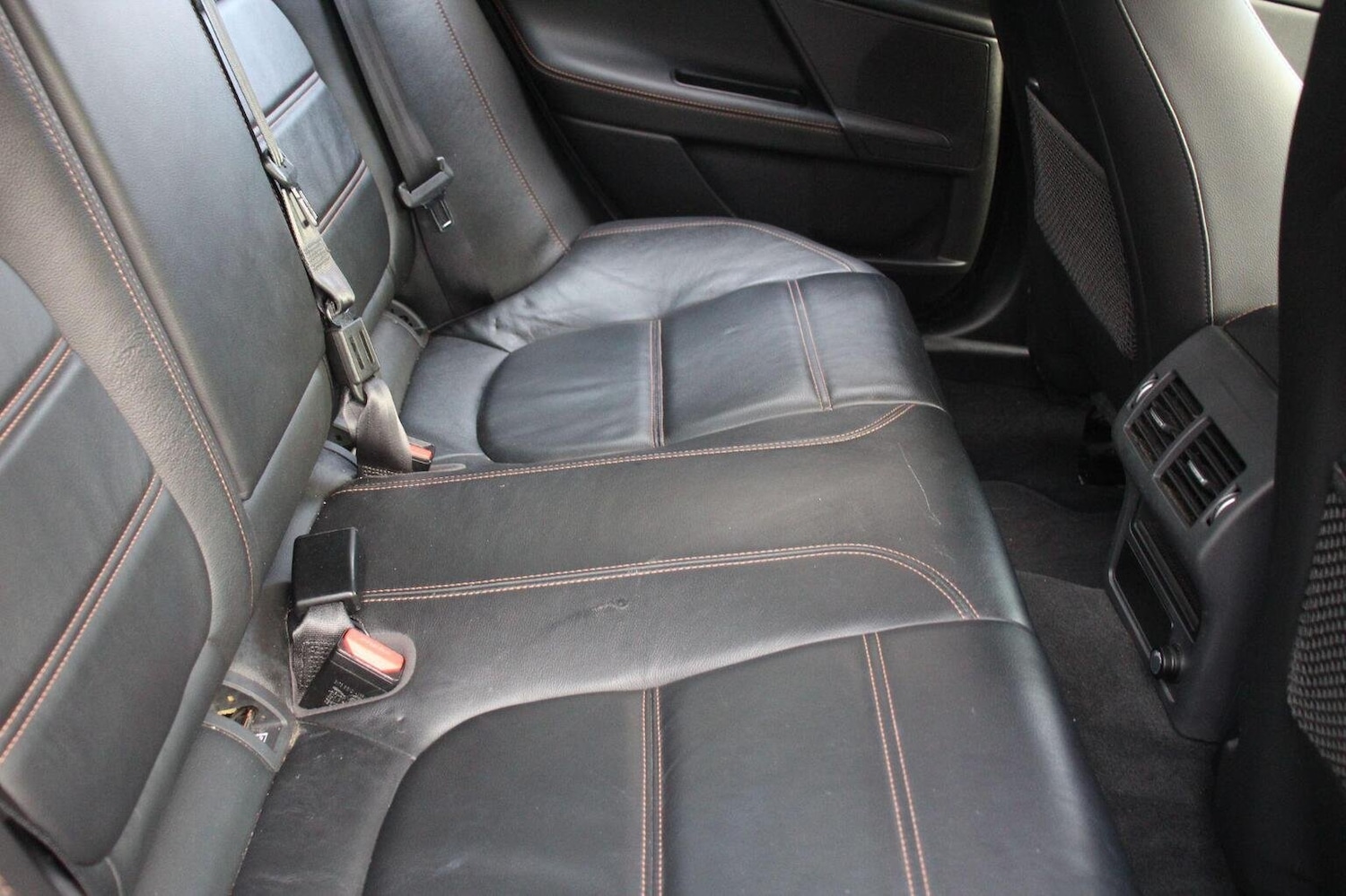 Used Jaguar XE 2016 for sale - 76120280: Photo 33