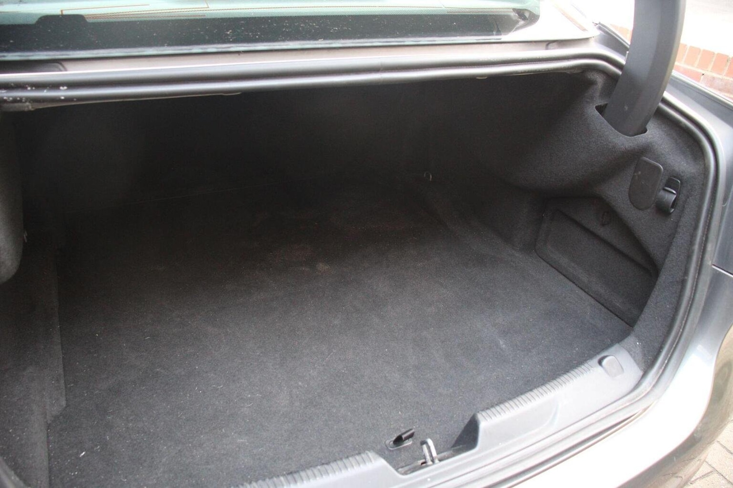 Used Jaguar XE 2016 for sale - 76120280: Photo 37