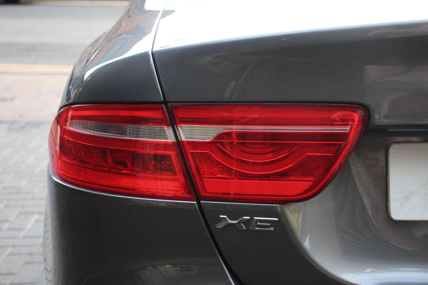 Used Jaguar XE 2016 for sale - 76120280: Photo 6