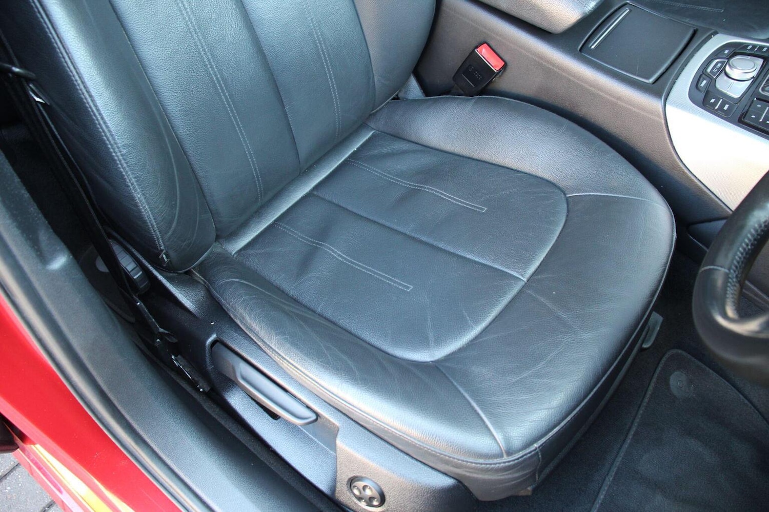 Used Audi A6 Avant 2015 for sale - 76553998: Photo 41