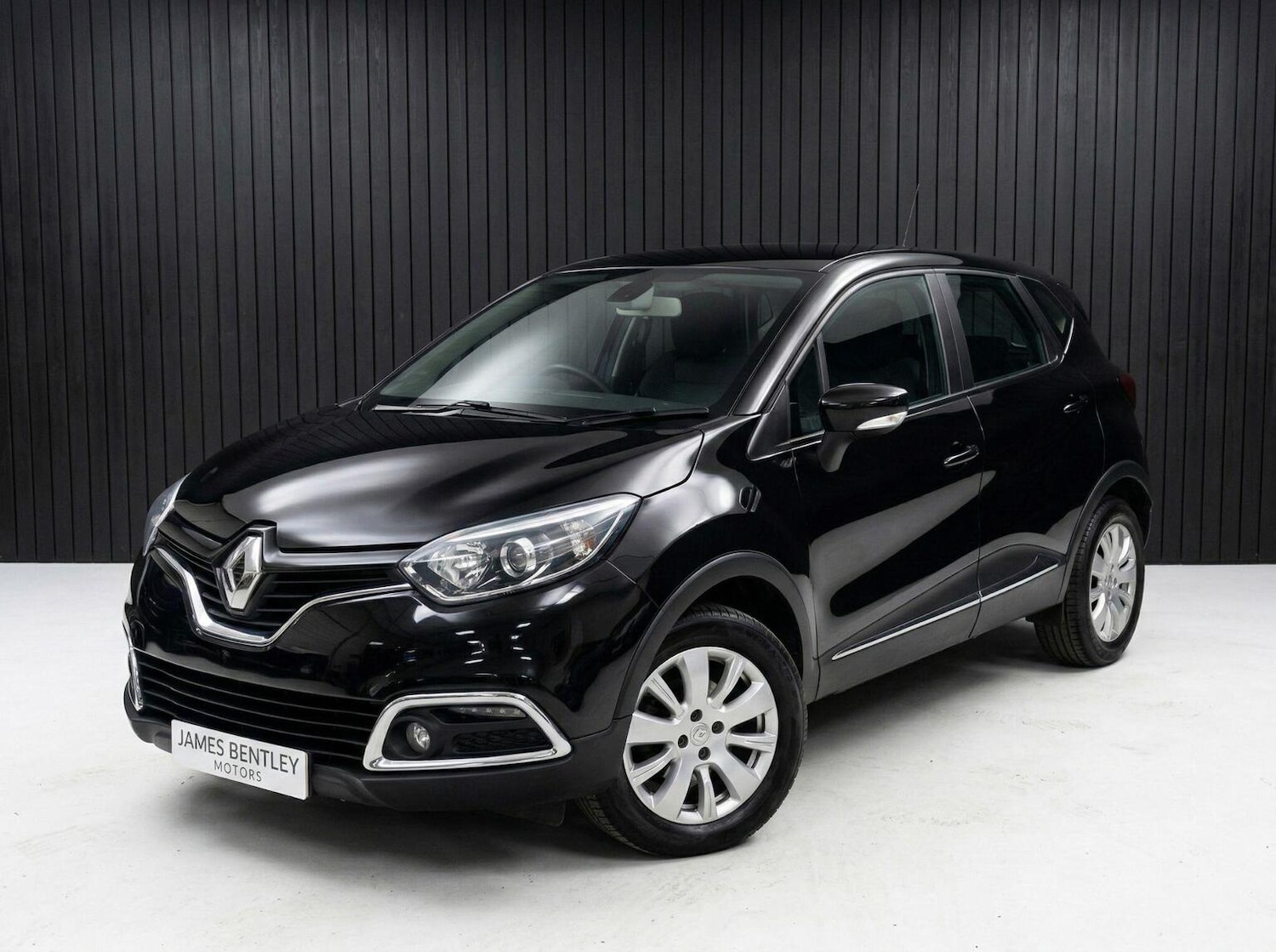 Used Renault Captur 2013 for sale - 77813130: Photo 3