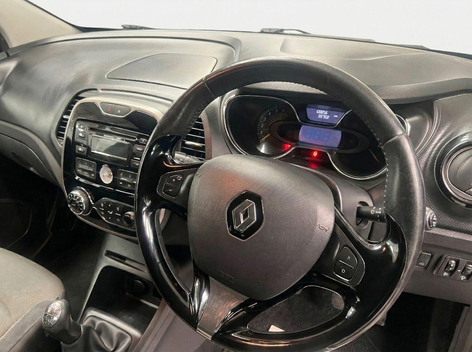 Used Renault Captur 2013 for sale - 77813130: Photo 9