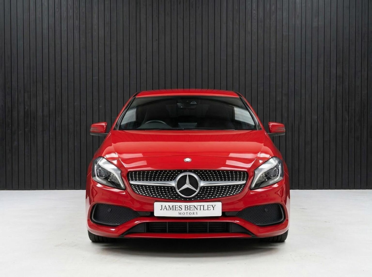 Used Mercedes-Benz A-Class 2016 for sale - 77931263: Photo 2