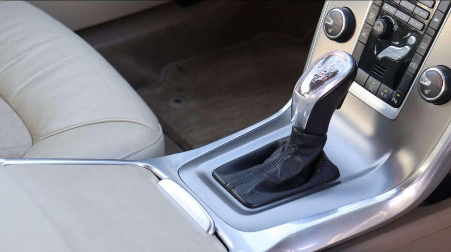 Used Volvo S80 2013 for sale - 76951122: Photo 14