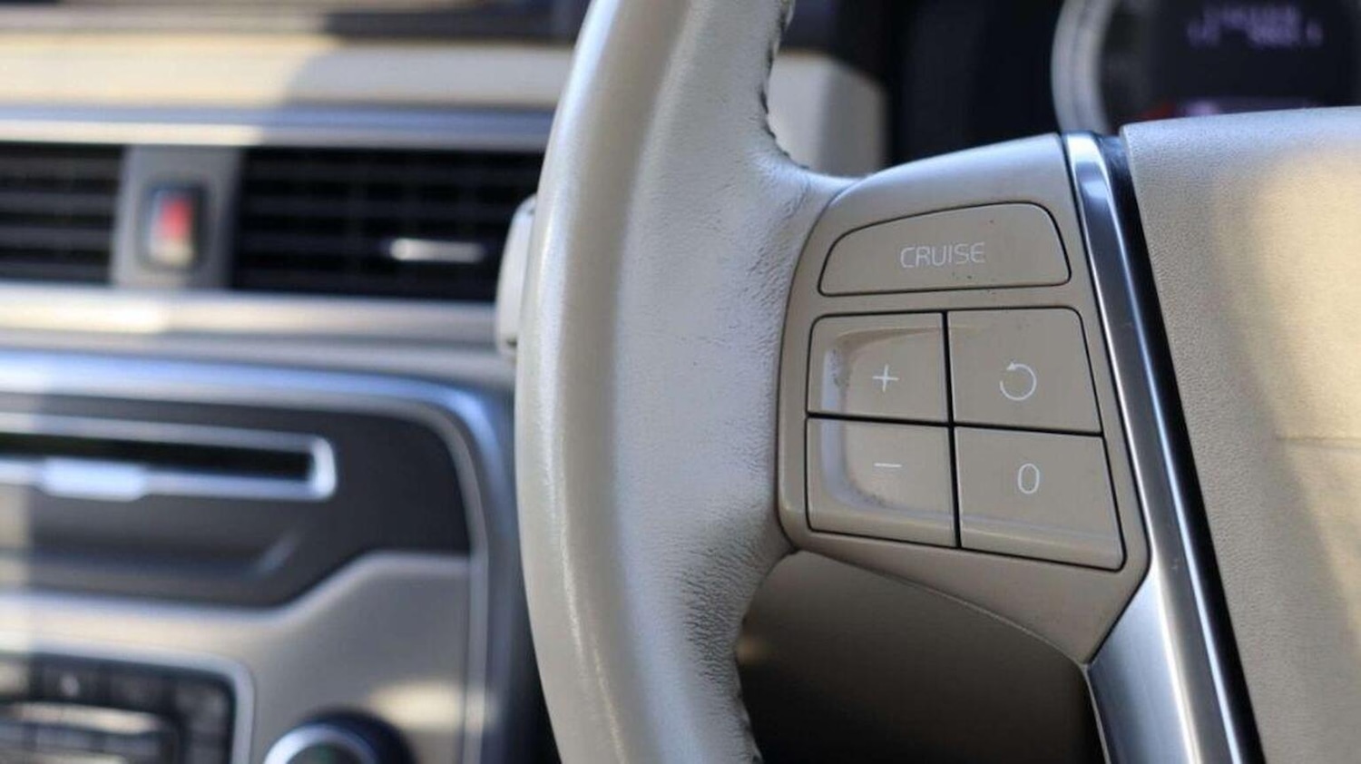 Used Volvo S80 2013 for sale - 76951122: Photo 31