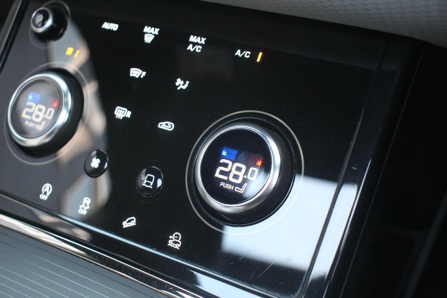 Used Land Rover Range Rover Evoque 2019 for sale - 76974364: Photo 29