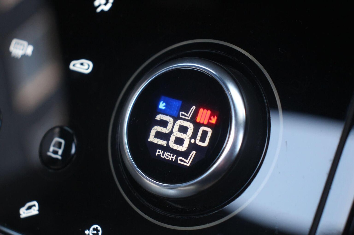 Used Land Rover Range Rover Evoque 2019 for sale - 76974364: Photo 31