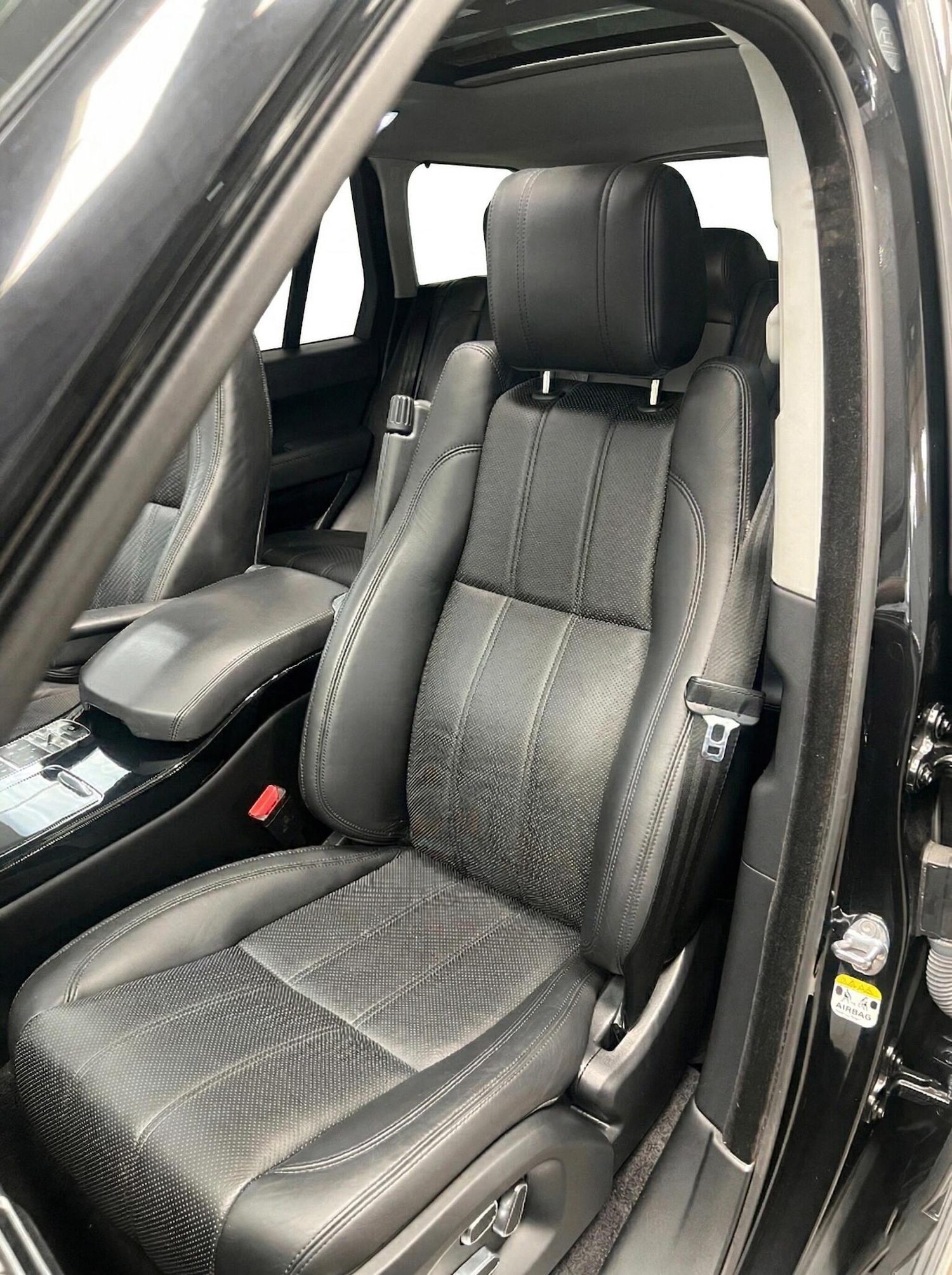 Used Land Rover Range Rover 2014 for sale - 78182985: Photo 16