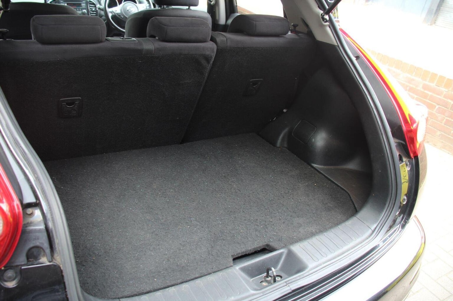 Used Nissan Juke 2011 for sale - 75748932: Photo 36