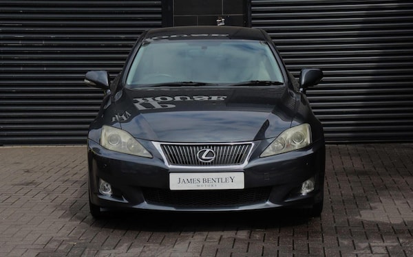 Used Lexus IS 2010 for sale - 75638306: Photo 2