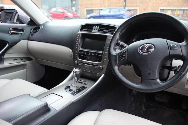 Used Lexus IS 2010 for sale - 75638306: Photo 32