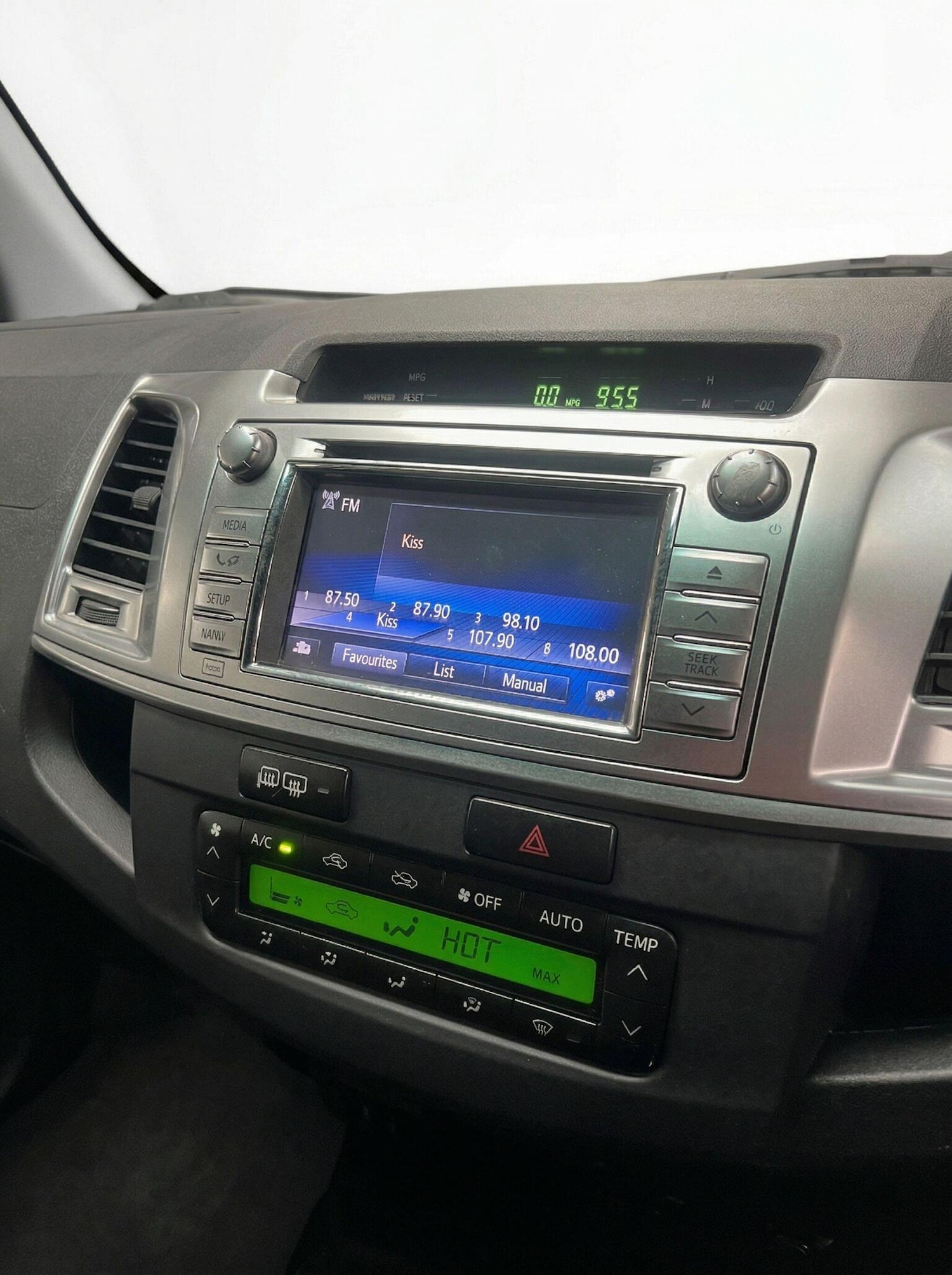 Used Toyota Hilux 2014 for sale - 78201927: Photo 14