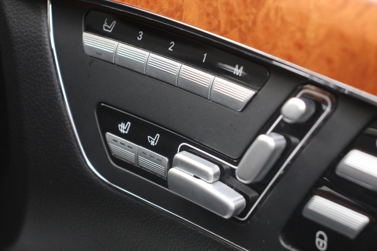 Used Mercedes-Benz S Class 2006 for sale - 76725628: Photo 15