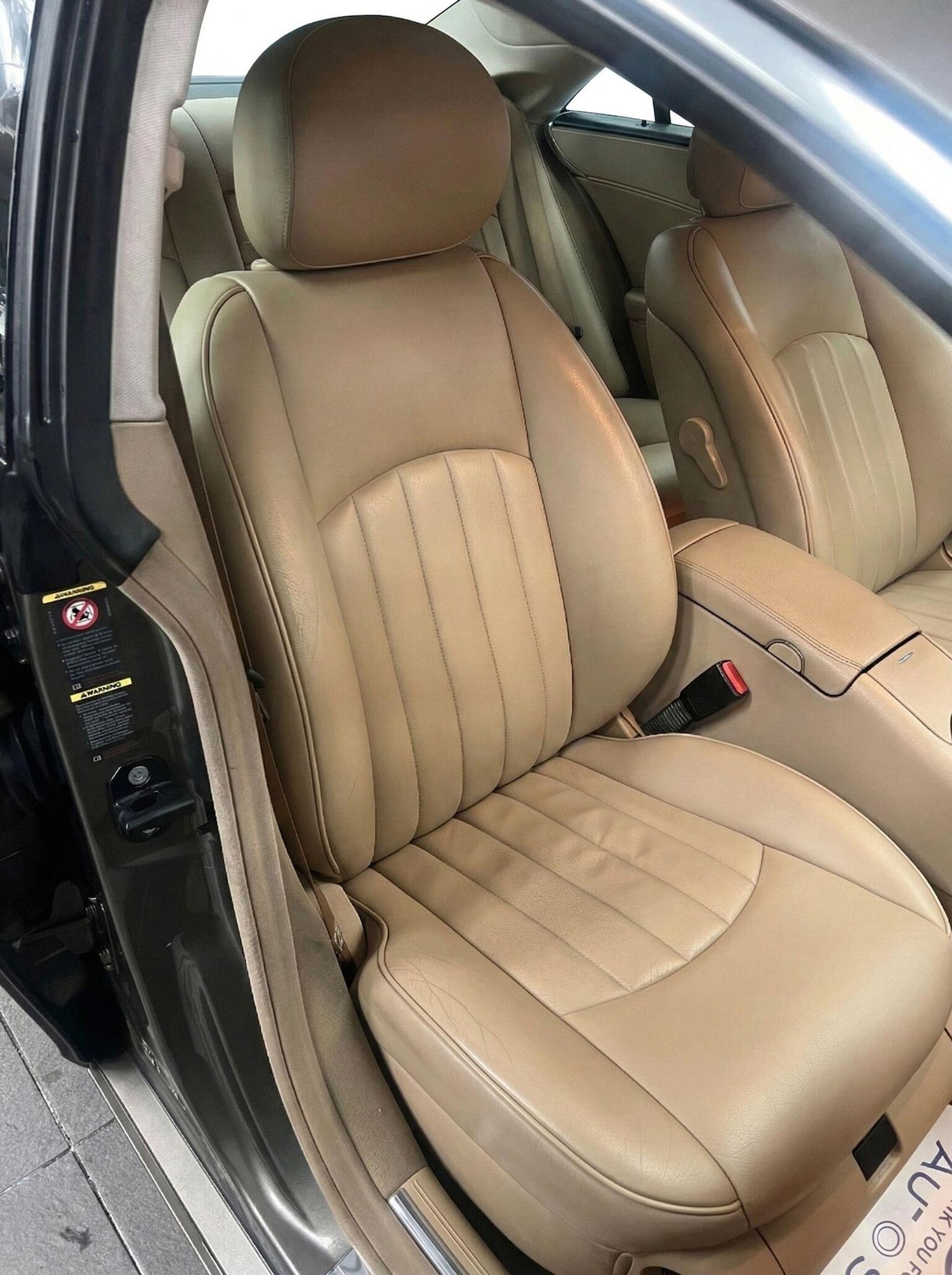 Used Mercedes-Benz CLS 2009 for sale - 77807221: Photo 10