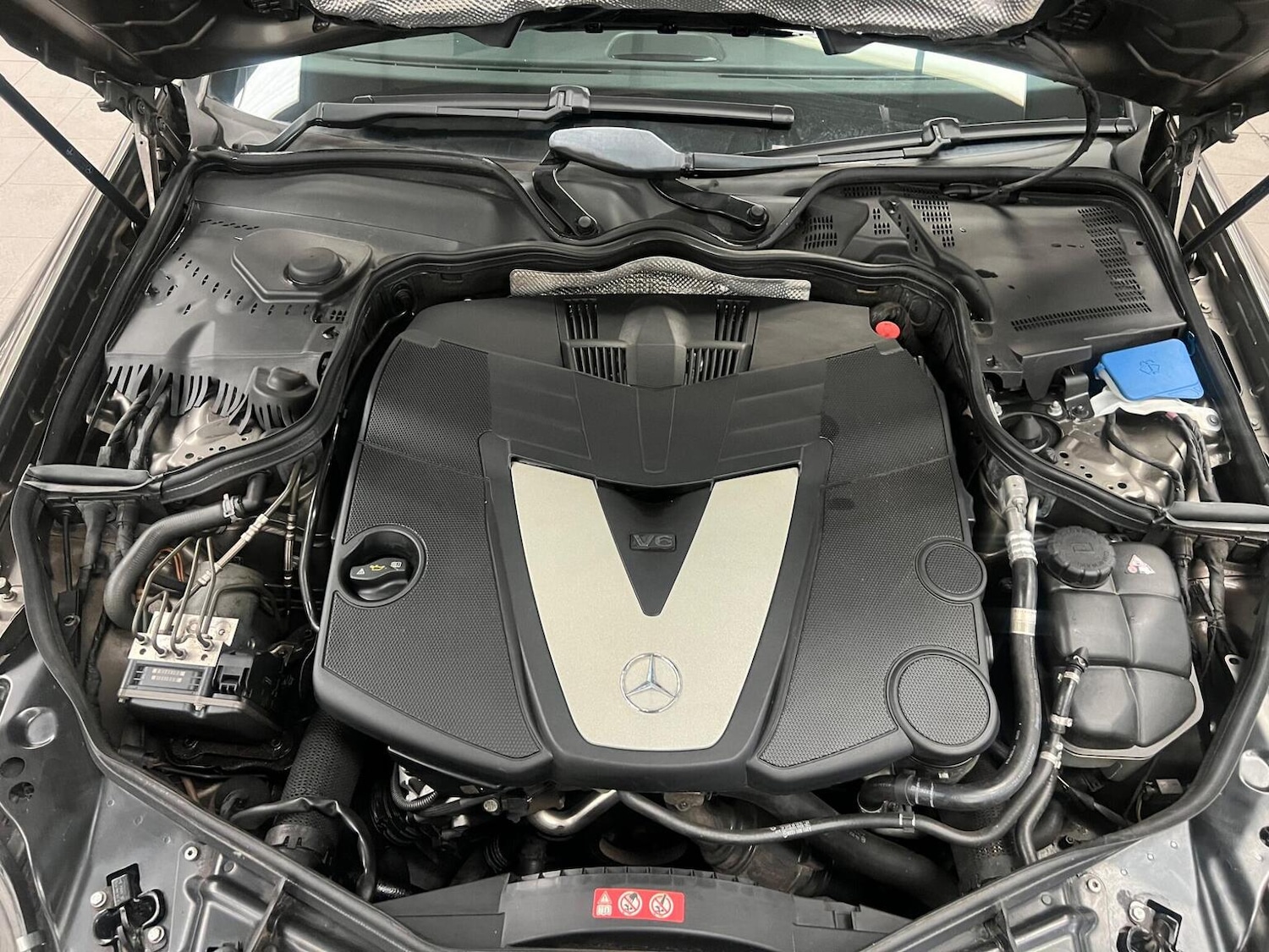 Used Mercedes-Benz CLS 2009 for sale - 77807221: Photo 14