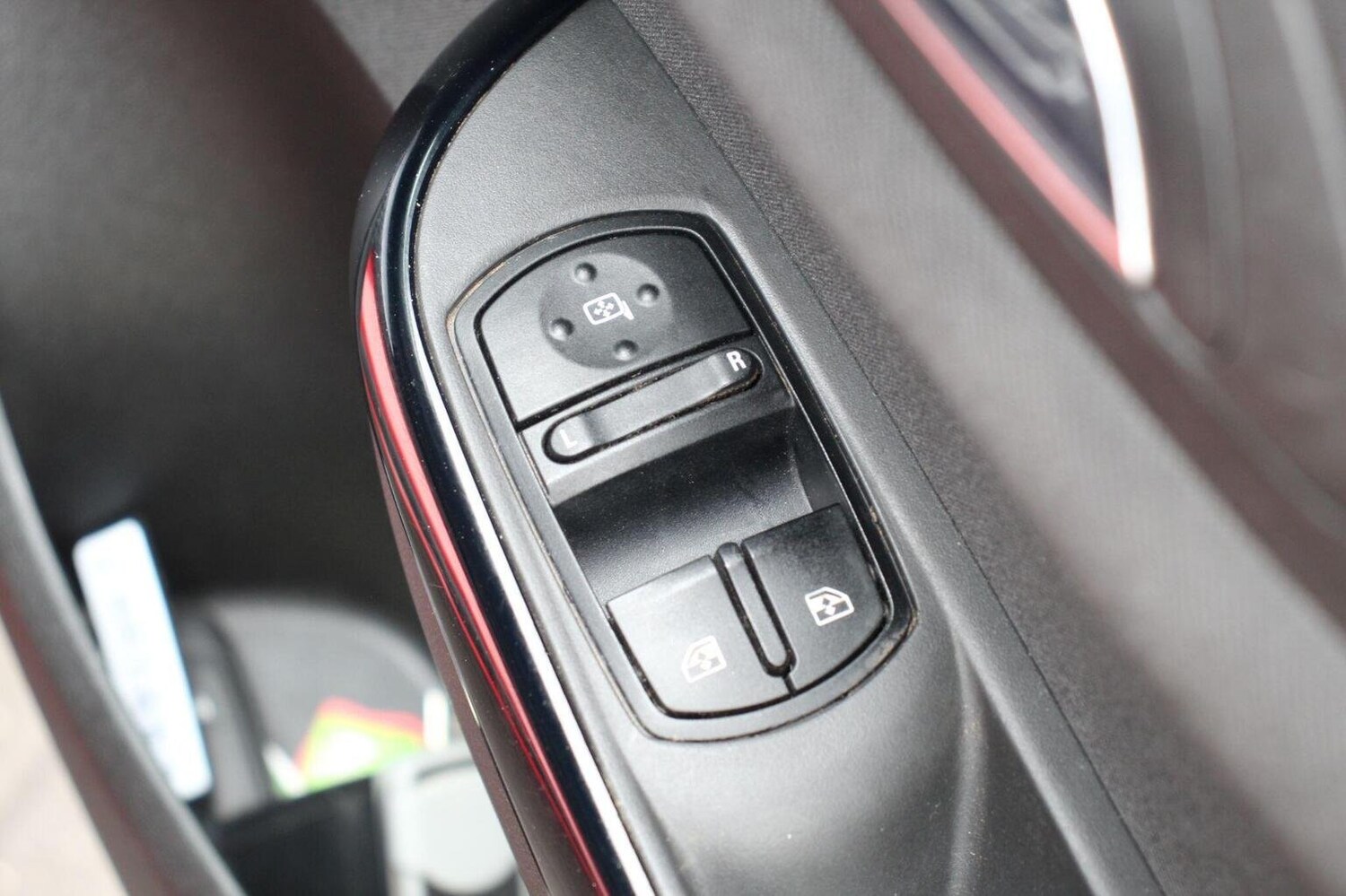 Used Vauxhall Corsa 2015 for sale - 76257650: Photo 17