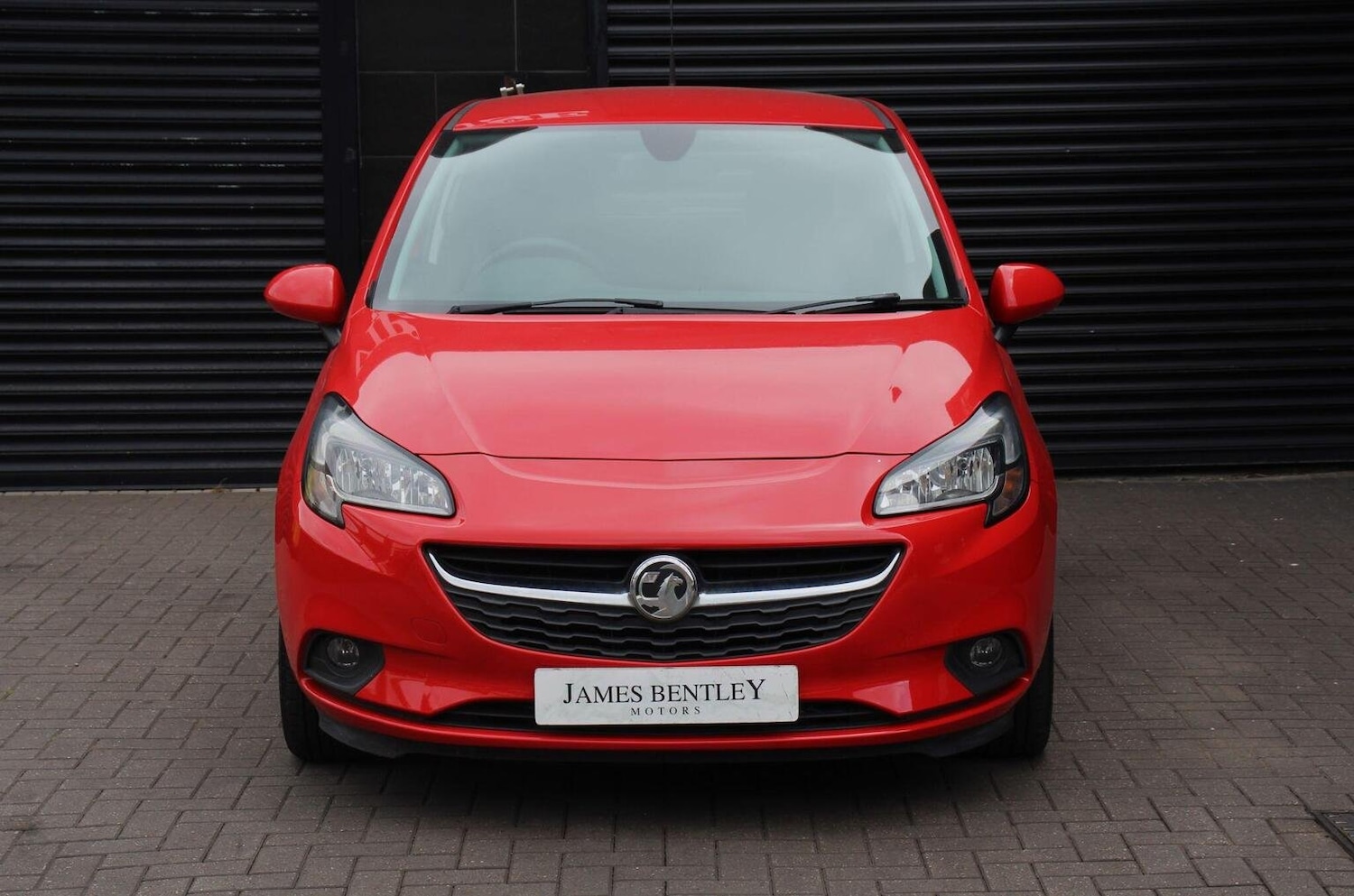 Used Vauxhall Corsa 2015 for sale - 76257650: Photo 2