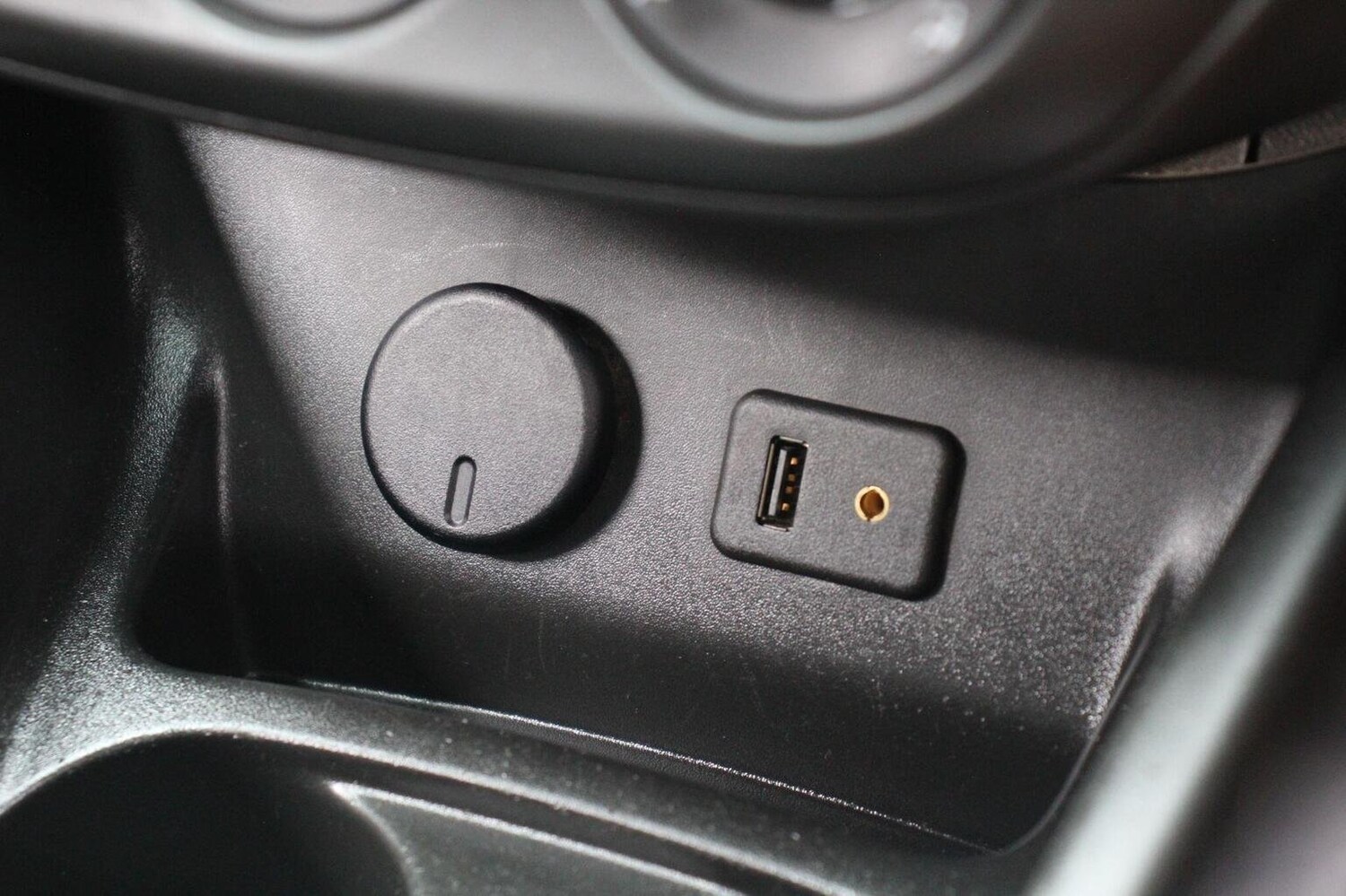 Used Vauxhall Corsa 2015 for sale - 76257650: Photo 29