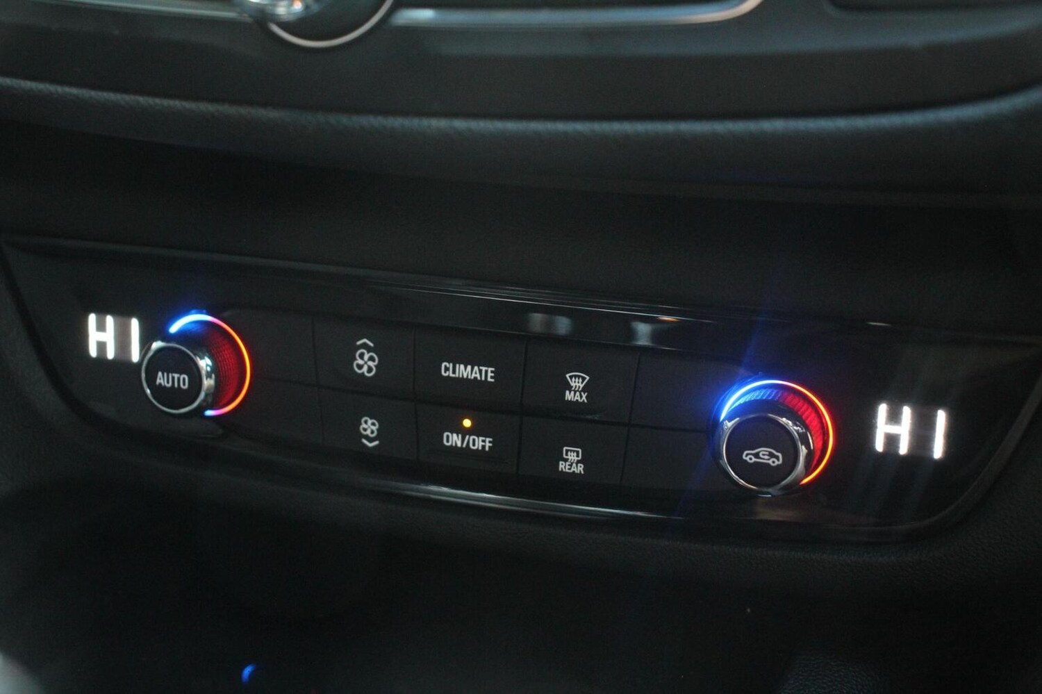 Used Vauxhall Insignia 2018 for sale - 77656373: Photo 22