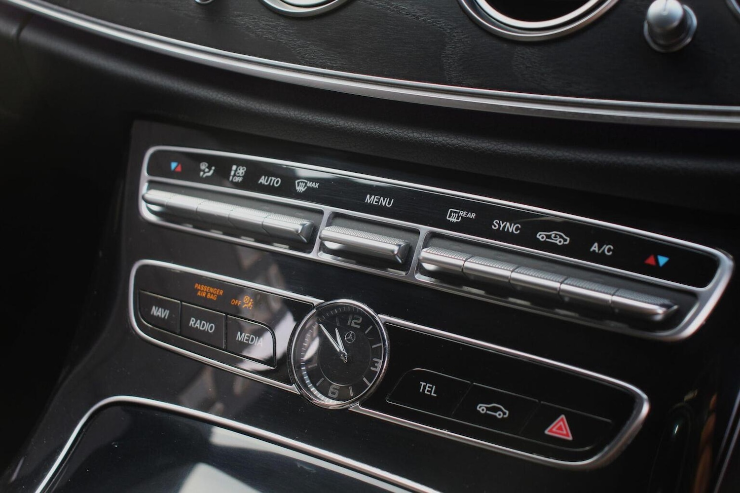 Used Mercedes-Benz E Class 2016 for sale - 76541565: Photo 29