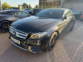Used Mercedes-Benz E Class 2016 for sale - 76541565: Photo