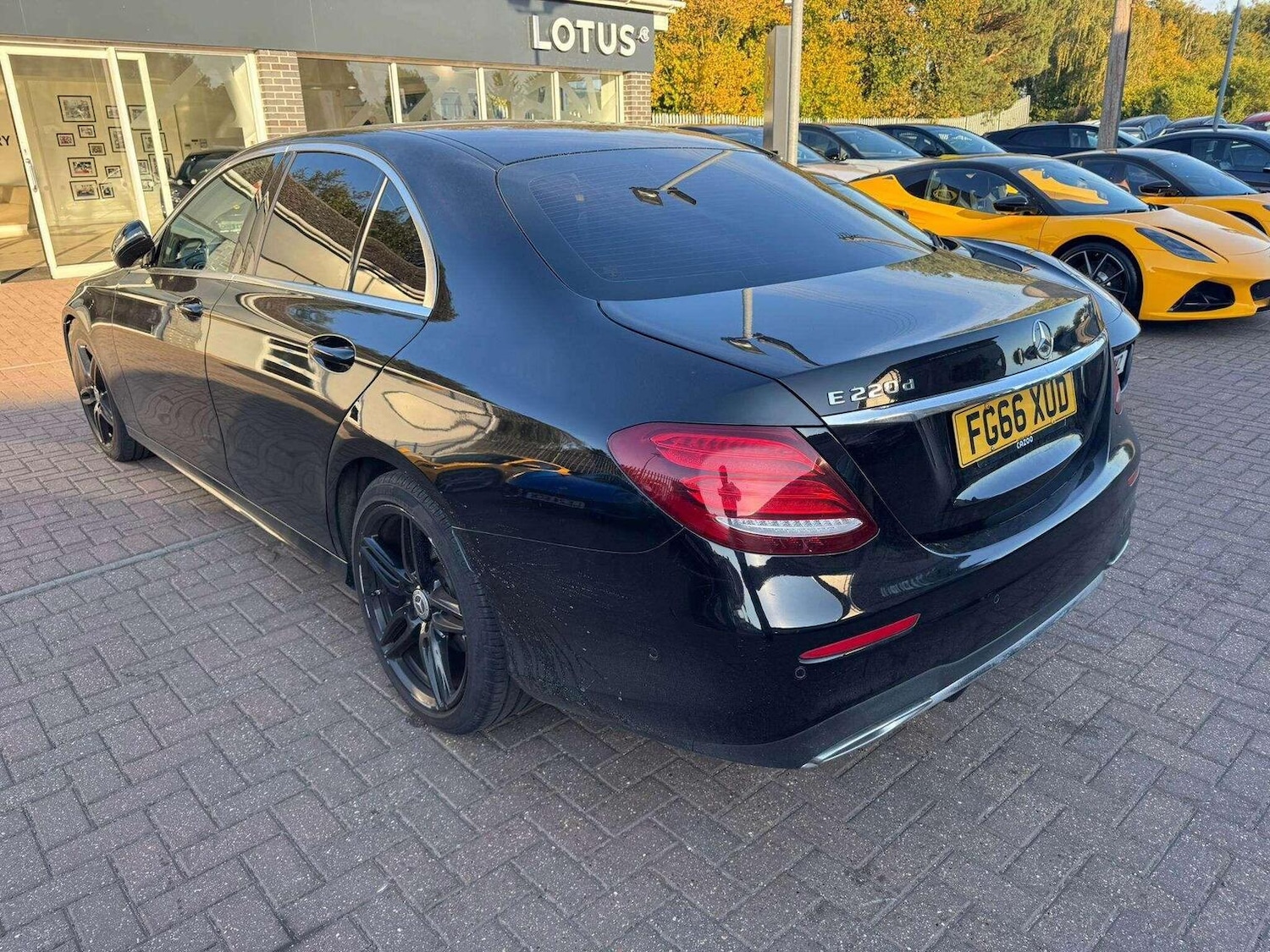 Used Mercedes-Benz E Class 2016 for sale - 76541565: Photo 3