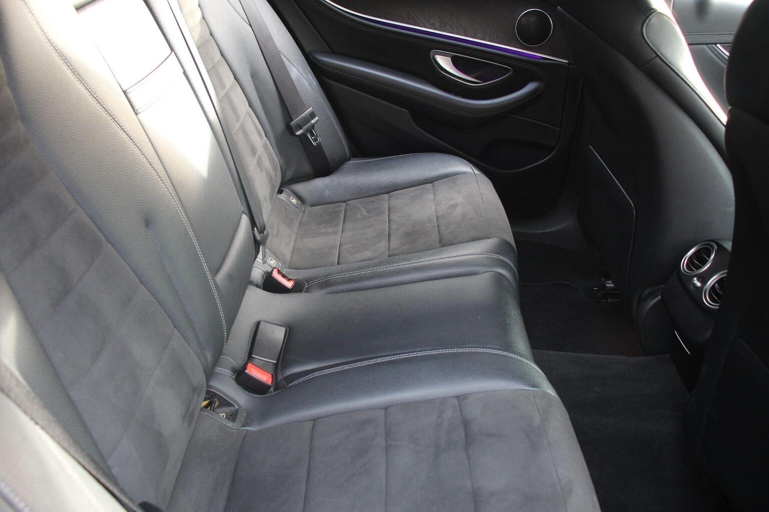 Used Mercedes-Benz E Class 2016 for sale - 76541565: Photo 37