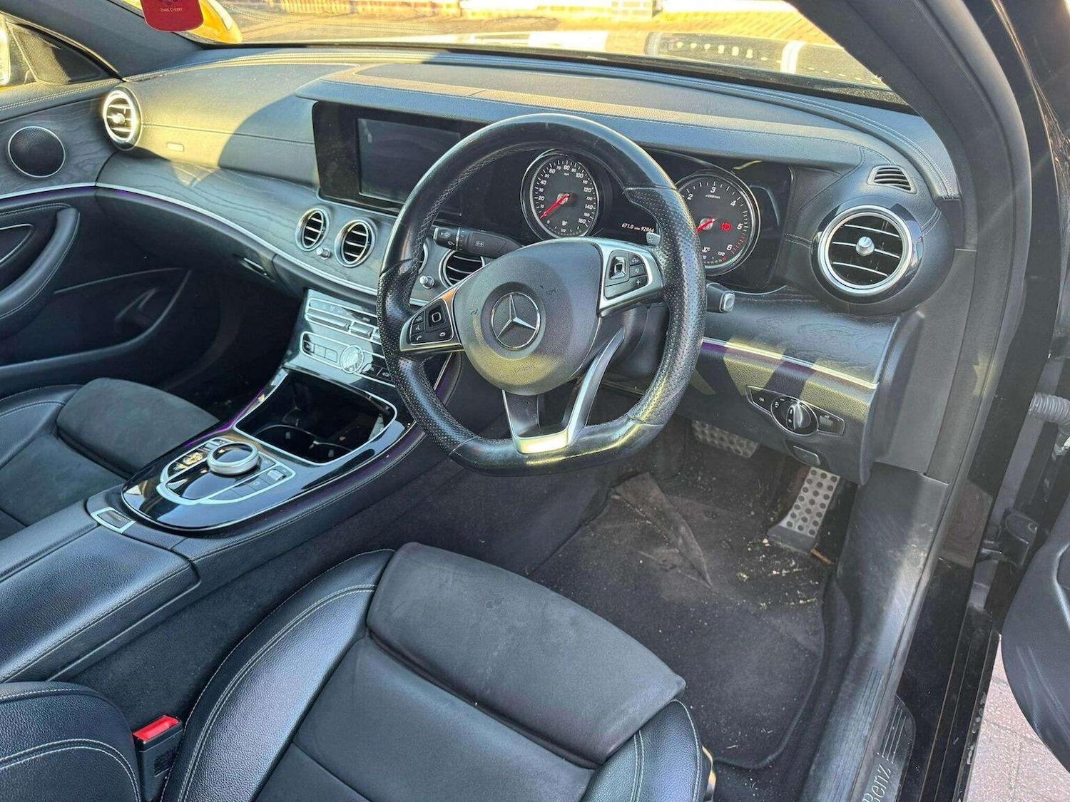 Used Mercedes-Benz E Class 2016 for sale - 76541565: Photo 5