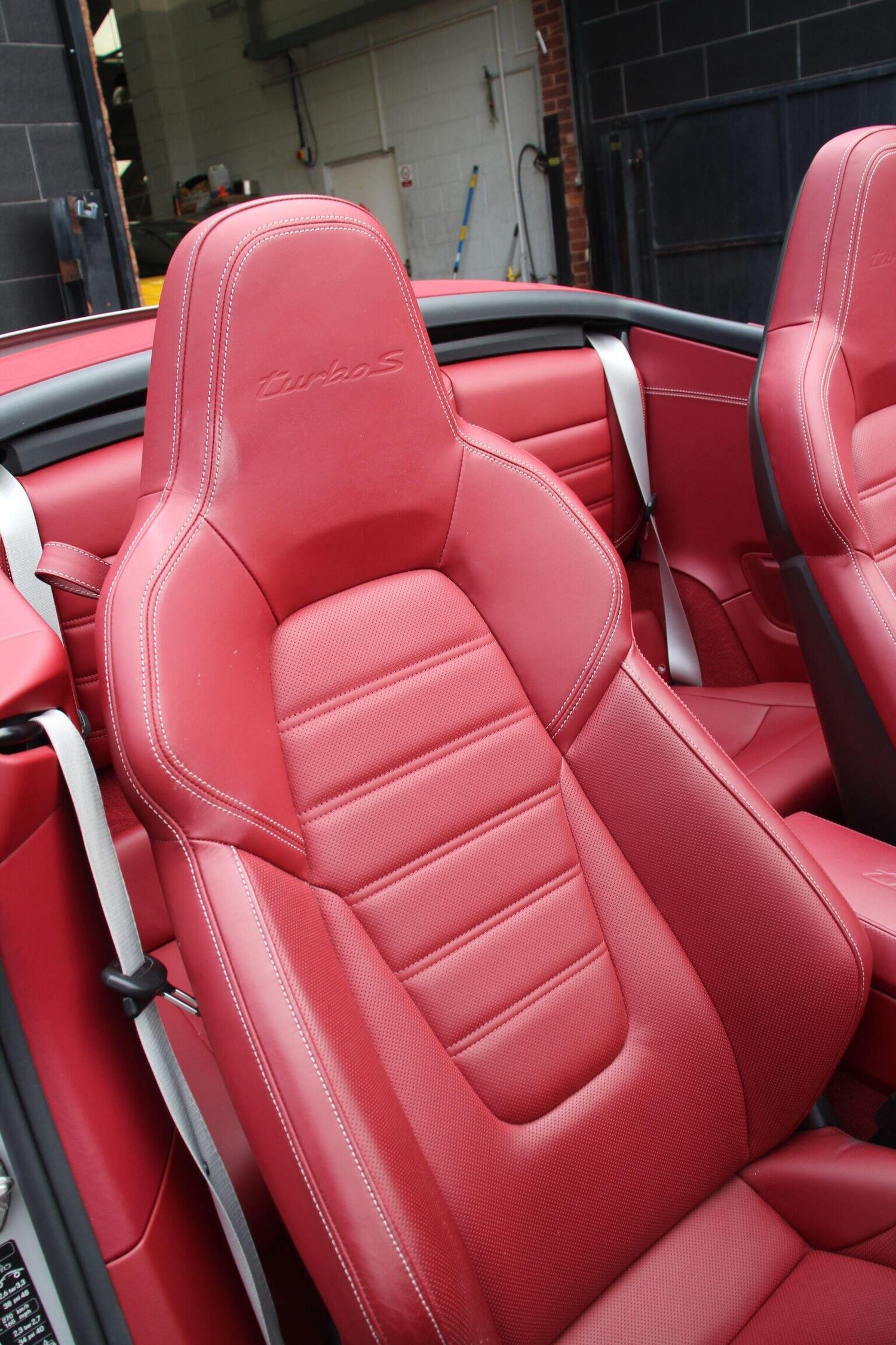 Used Porsche 911 2023 for sale - 77464441: Photo 41