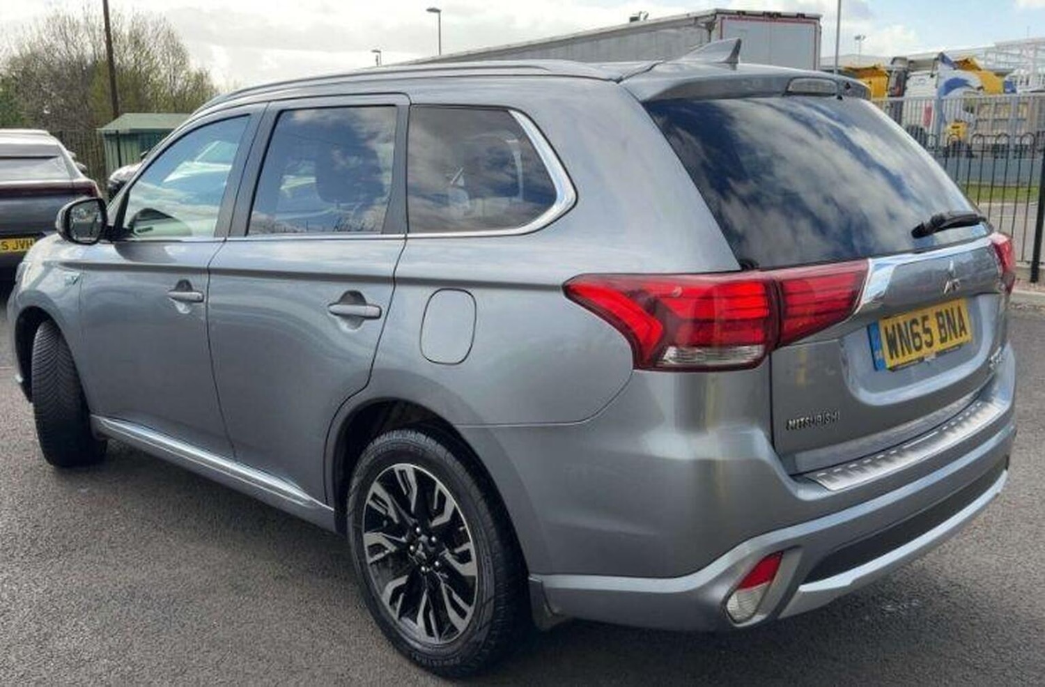 Used Mitsubishi Outlander 2015 for sale - 78182952: Photo 8