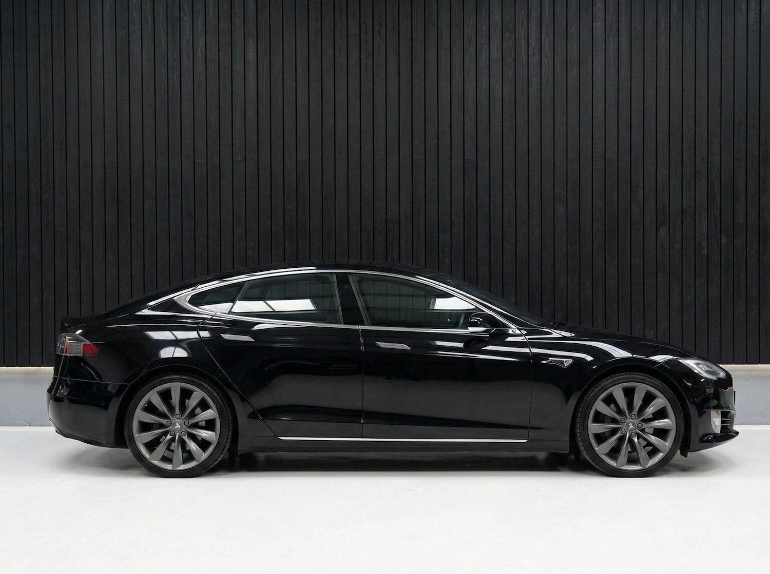 Used Tesla Model S 2017 for sale - 77742870: Photo 8