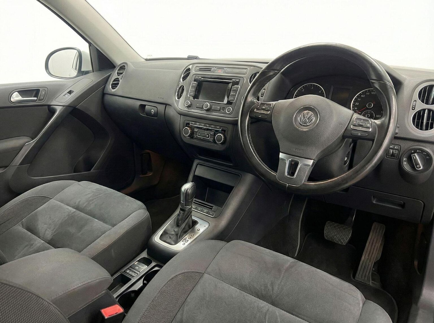 Used Volkswagen Tiguan 2015 for sale - 77635323: Photo 11