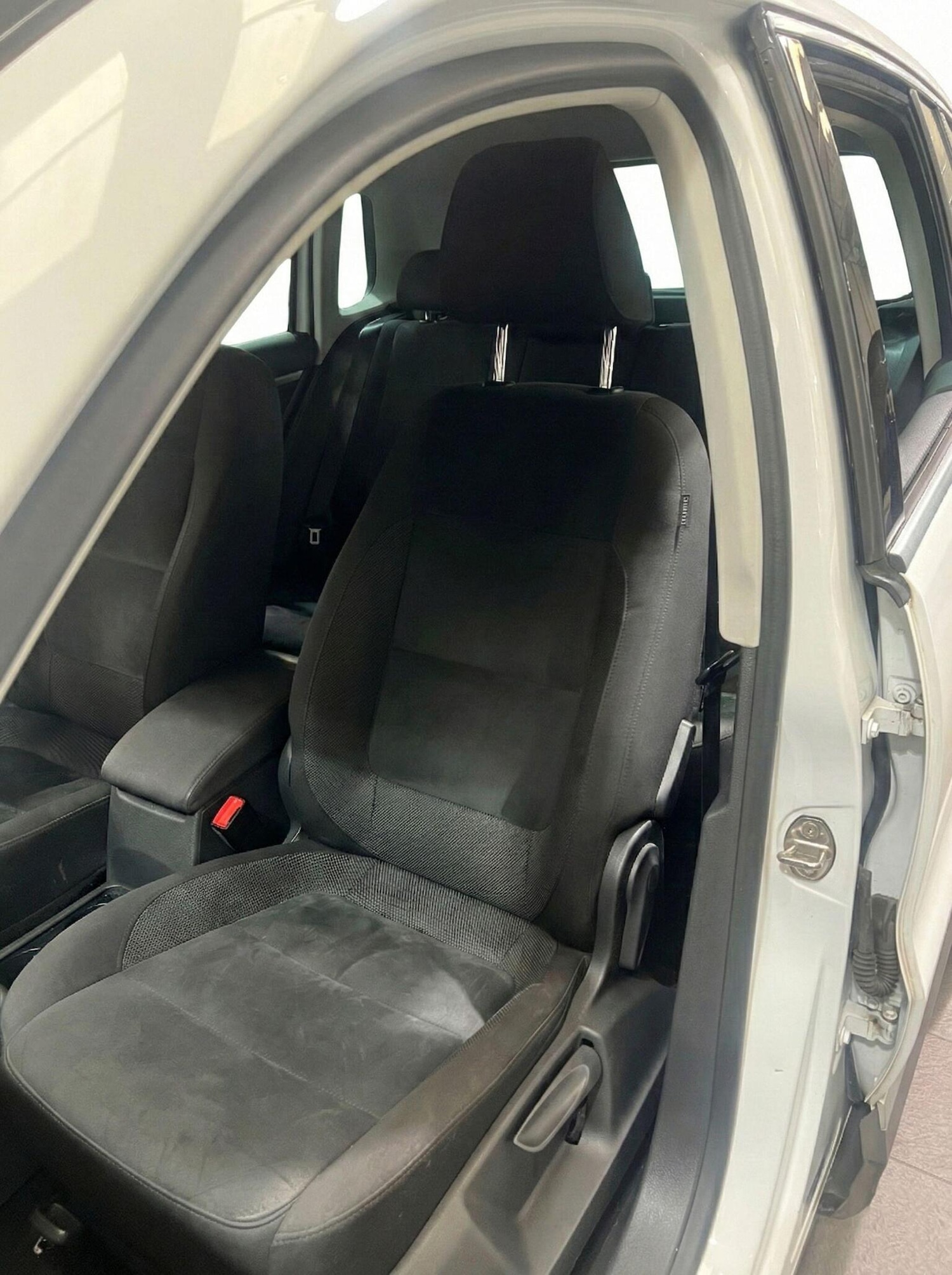 Used Volkswagen Tiguan 2015 for sale - 77635323: Photo 14